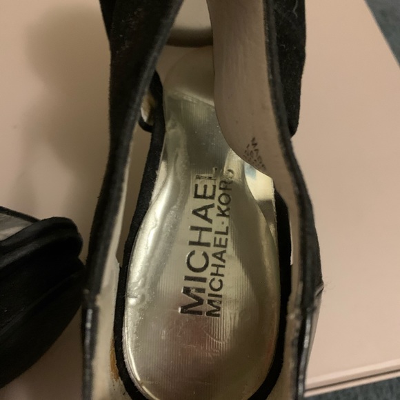 Michael Kors heels - Size 4 - Picture 10 of 11